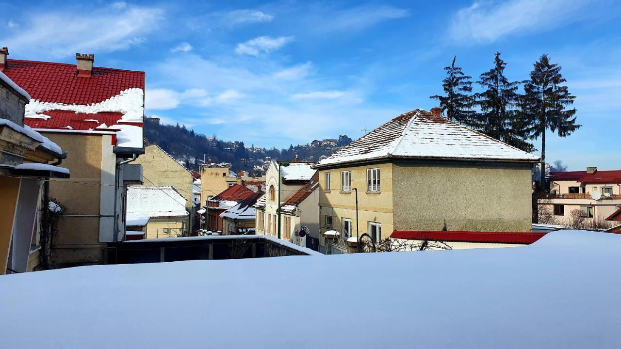 Nomad Apartment Brasov Bagian luar foto